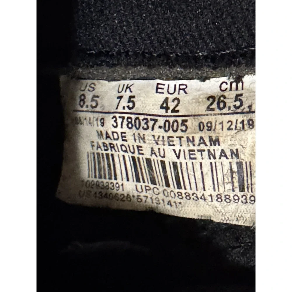 Jordan Men's Air Jordan 11 Retro Cap And Gown Shoes Size 8.5 Black